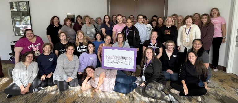 KraftyMoms Retreats Fall 2023 Group Photo